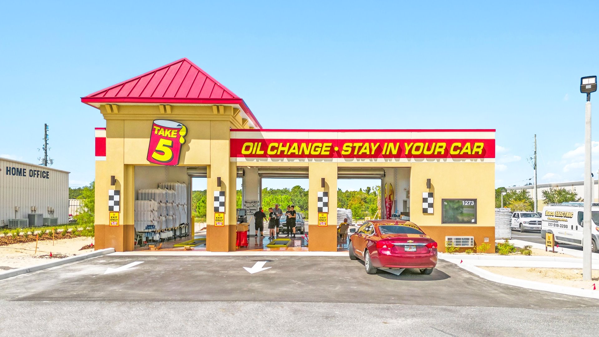 Take 5 Oil Change (Tampa MSA)/Lutz, Florida