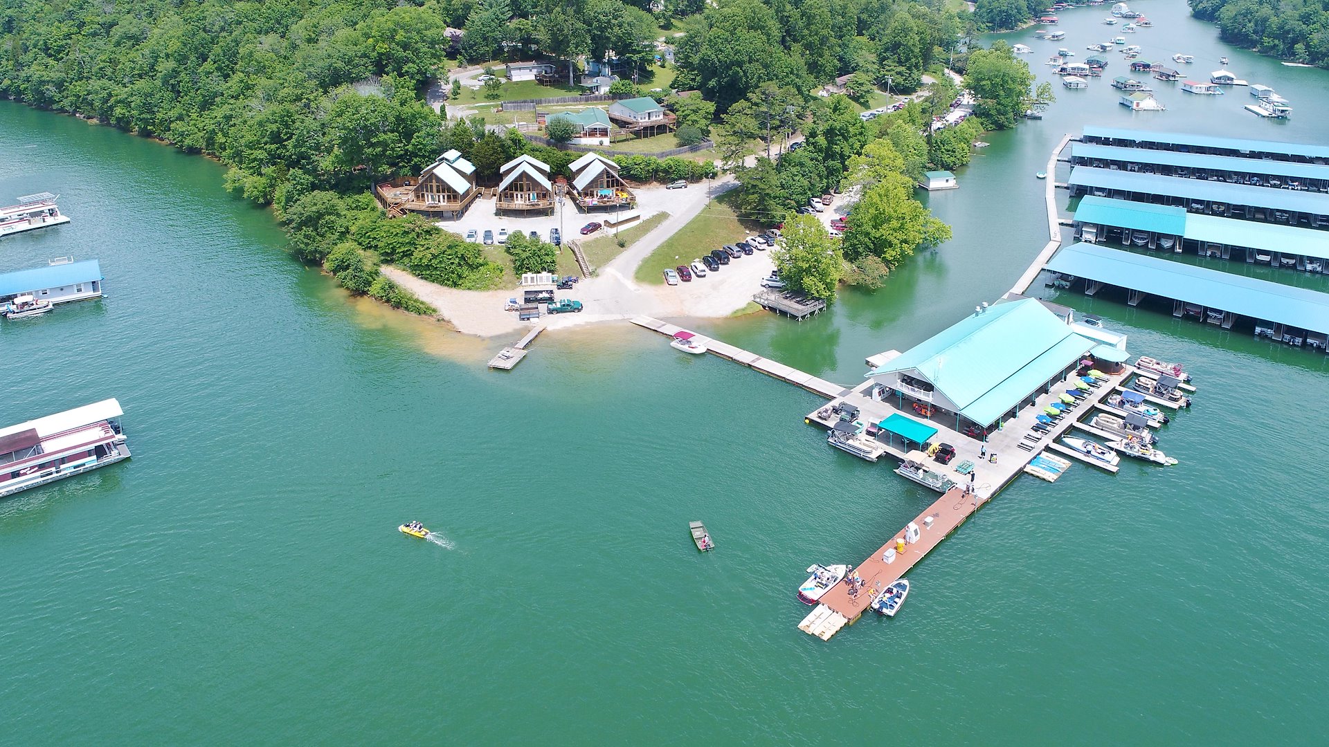 Flat Hollow Marina/Speedwell, Tennessee