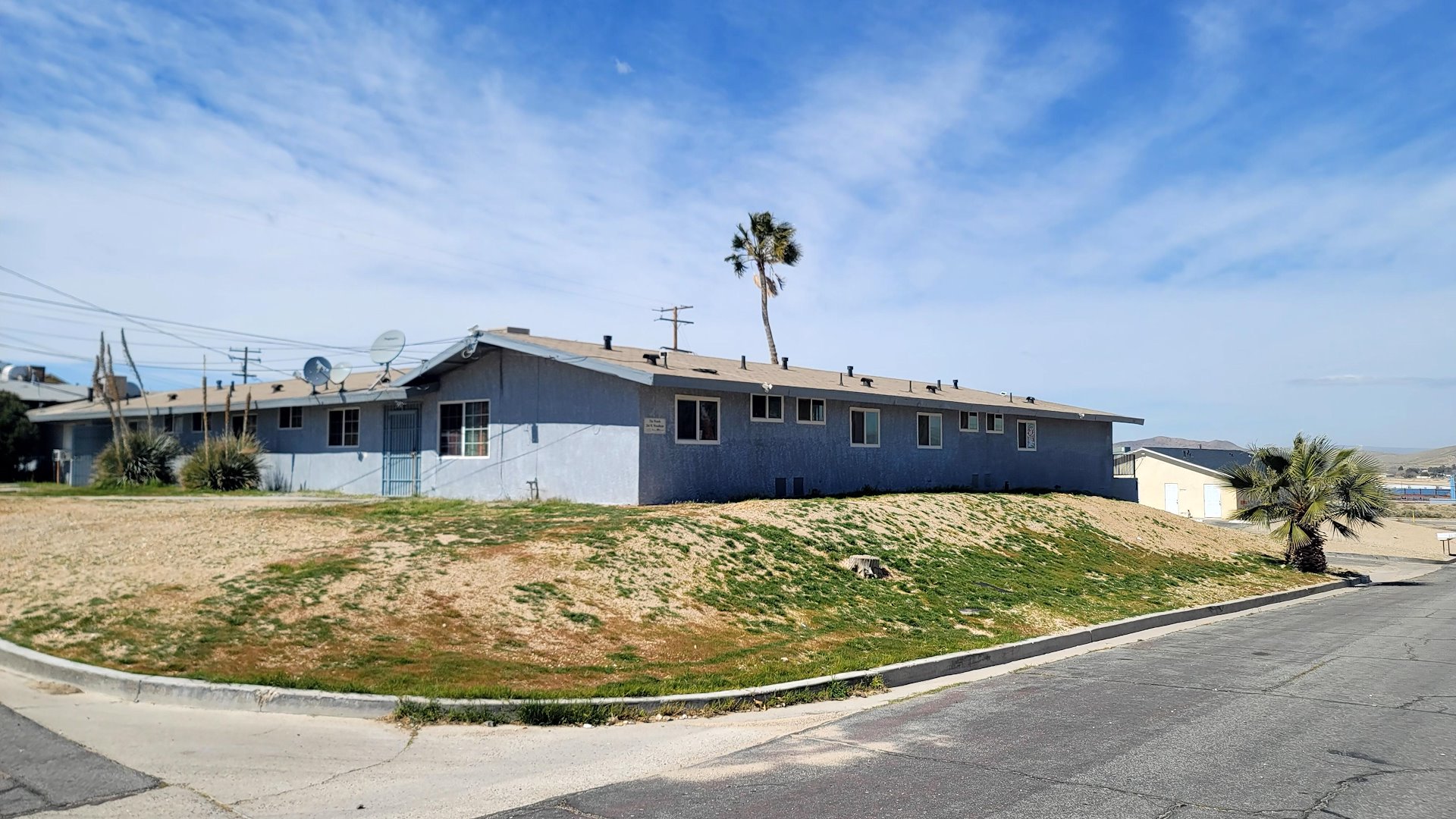 Woodham Apartments/Barstow, California