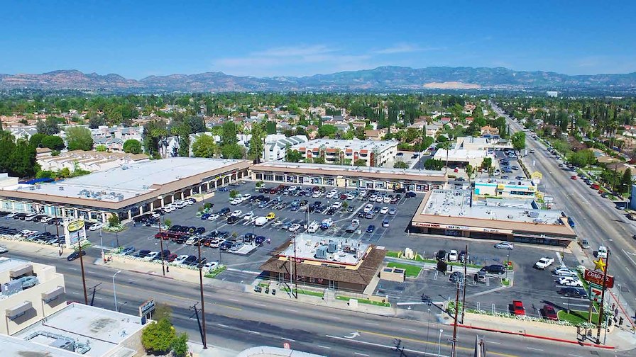 Saticoy Plaza/Winnetka, California