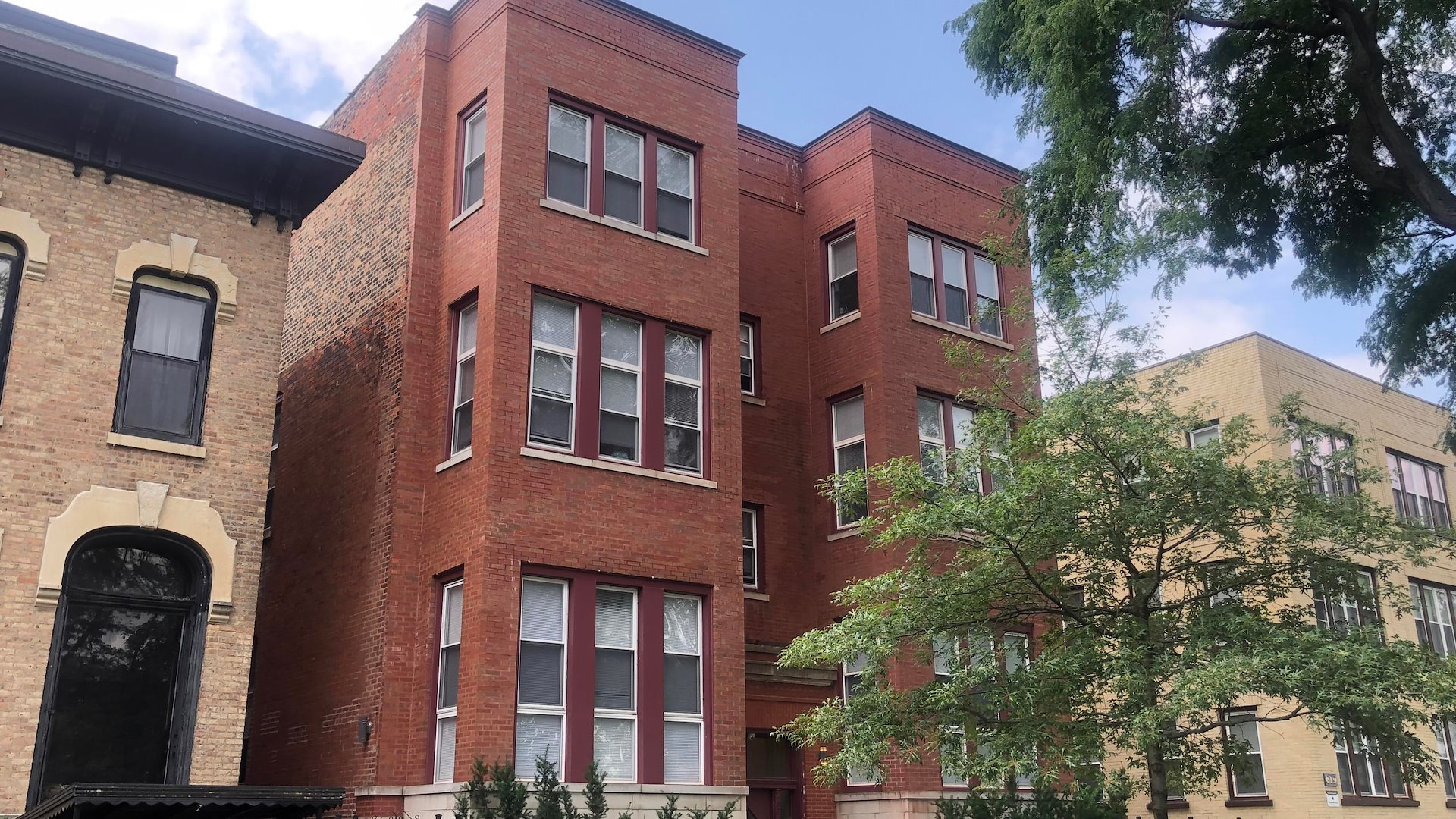 623 E Groveland Park/Chicago, Illinois