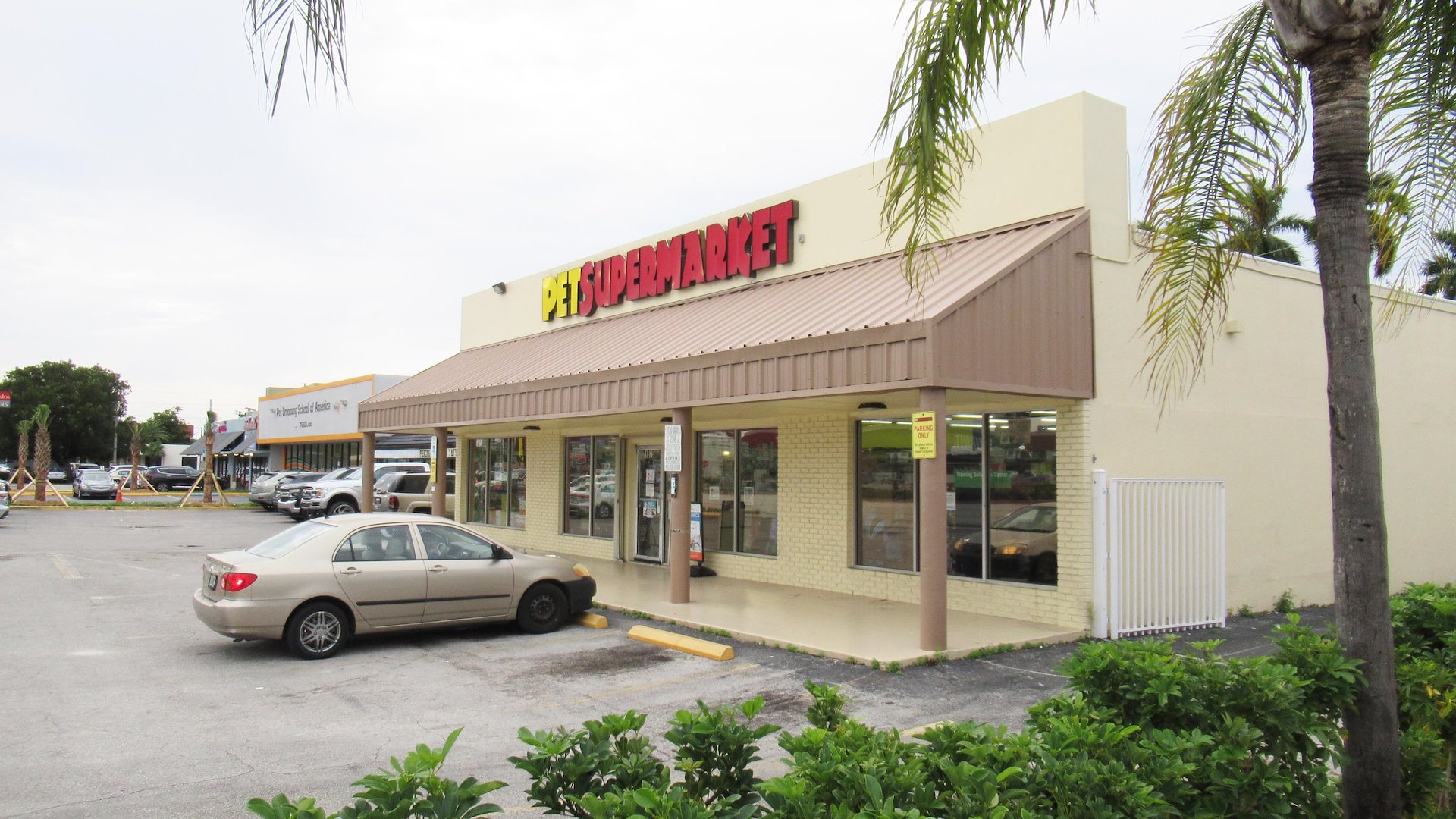 Pet Supermarket/Hialeah, Florida