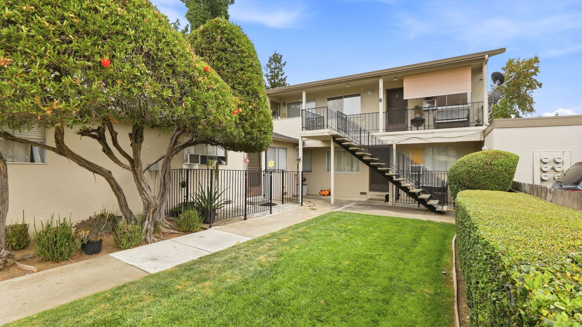 1180 Driftwood Terrace — Sale in Gilroy, CA, photo 1 of 2