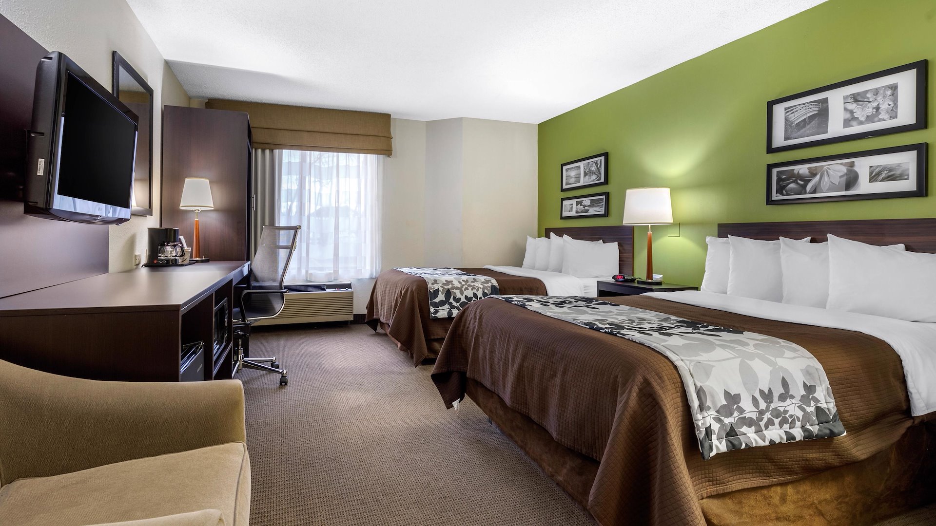 best hotels in lansing il