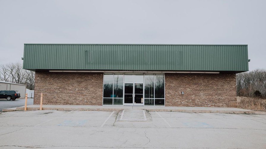Former Dollar General Bismarck, MO/Bismarck, Missouri