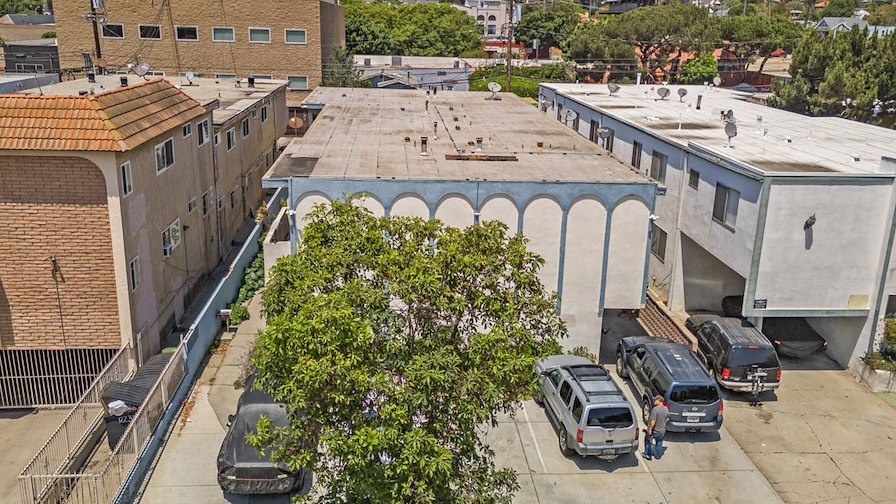 Display Main