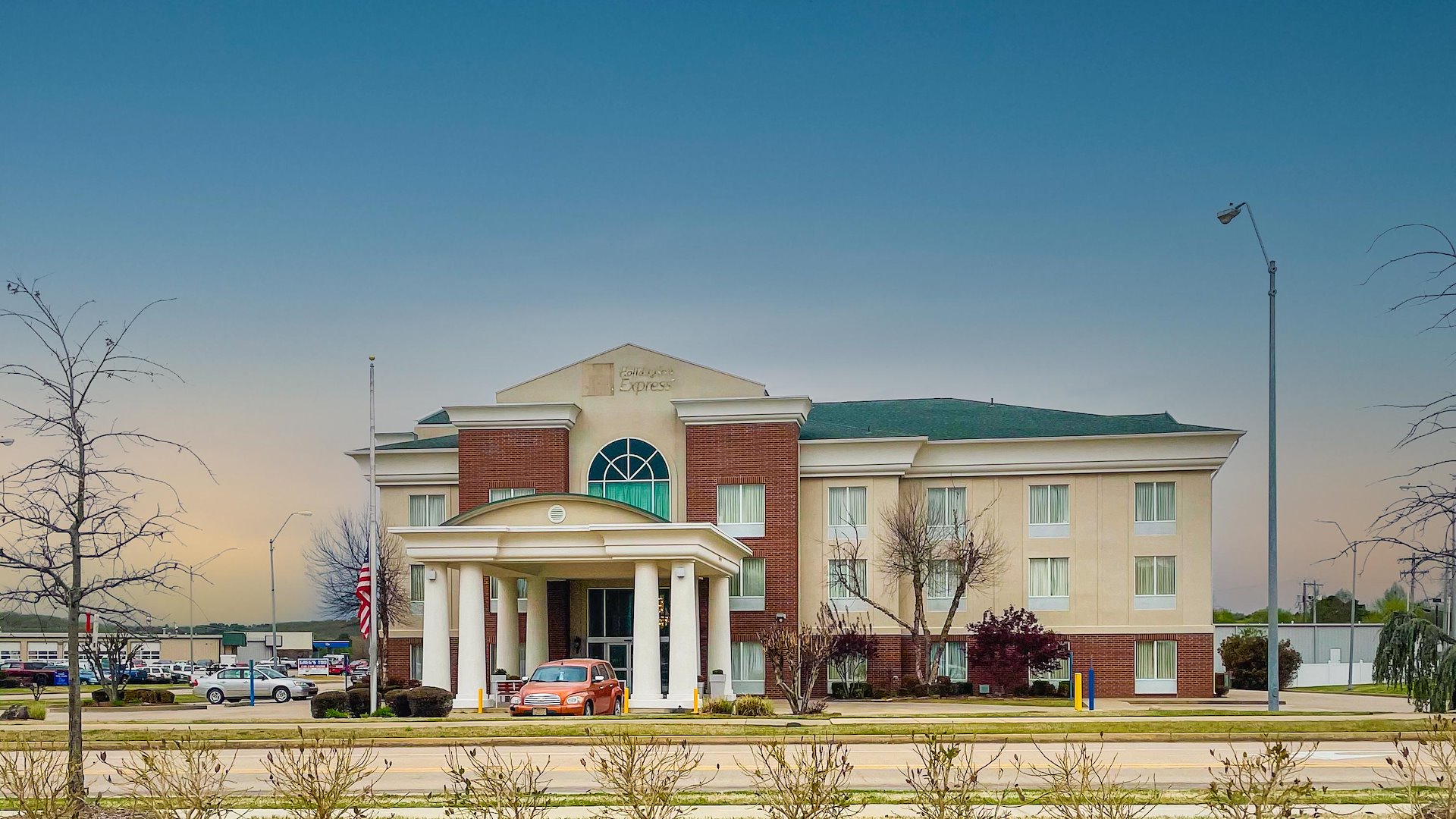 Welcome Suites Fort Smith (Formerly Holiday Inn Express)/Fort Smith