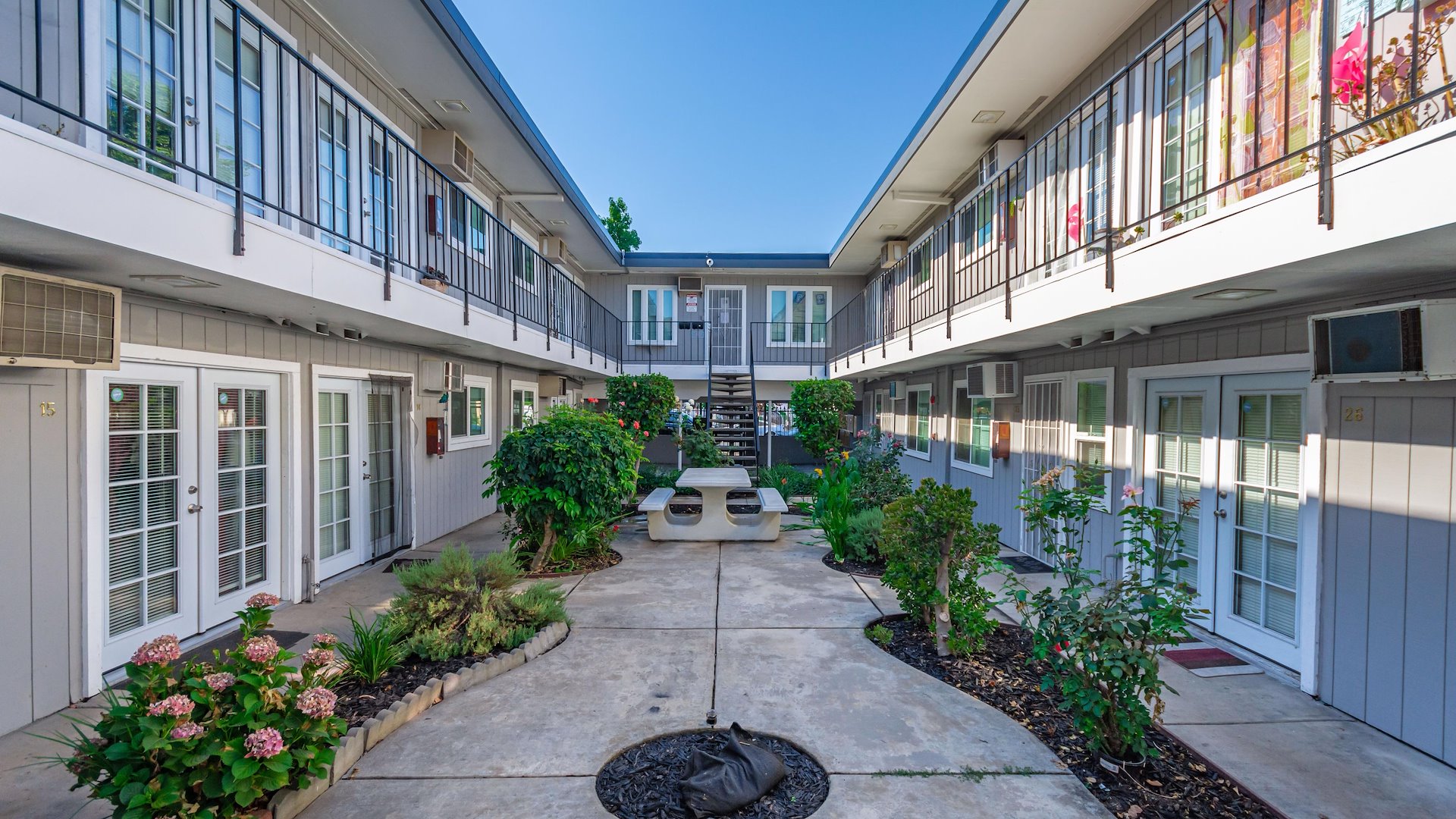 Claremont Manor Apartments/Stockton, California