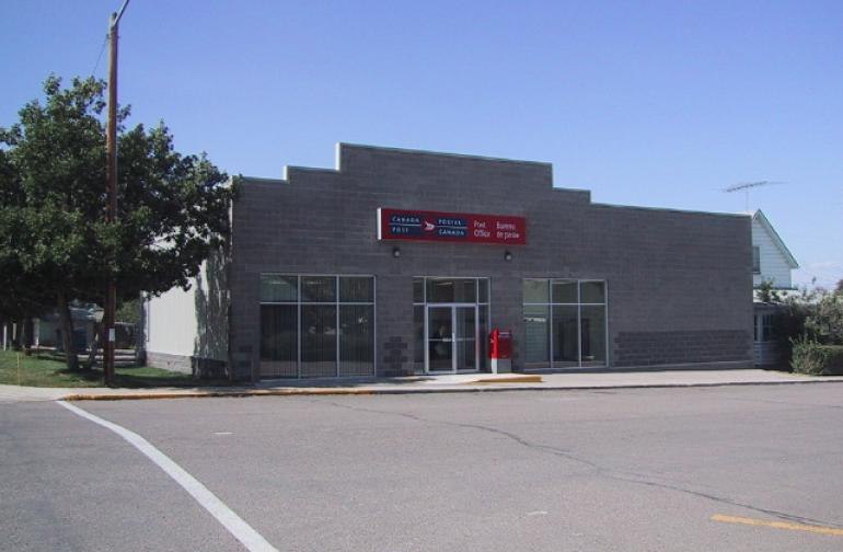 2222 20 St/Nanton, Alberta