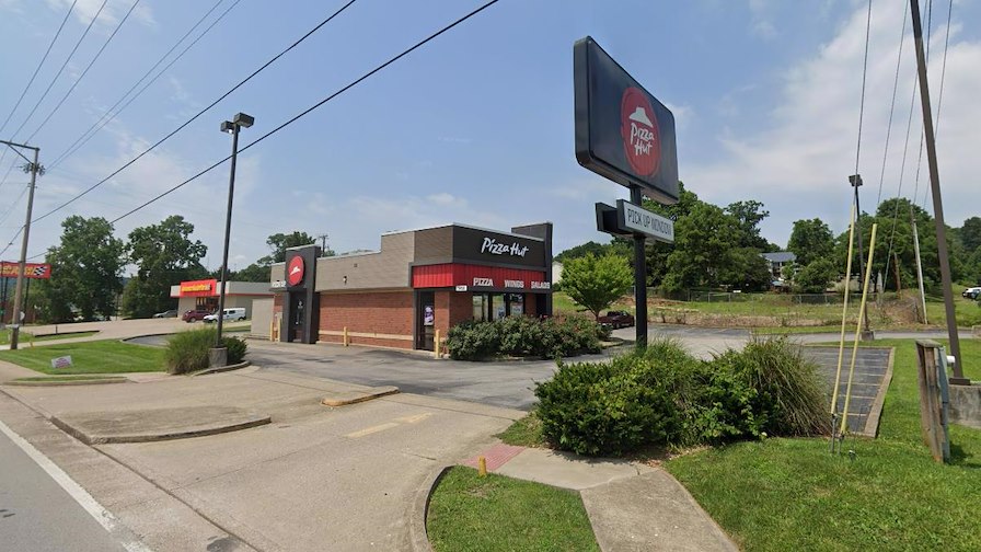Pizza Hut/Cross Lanes, West Virginia