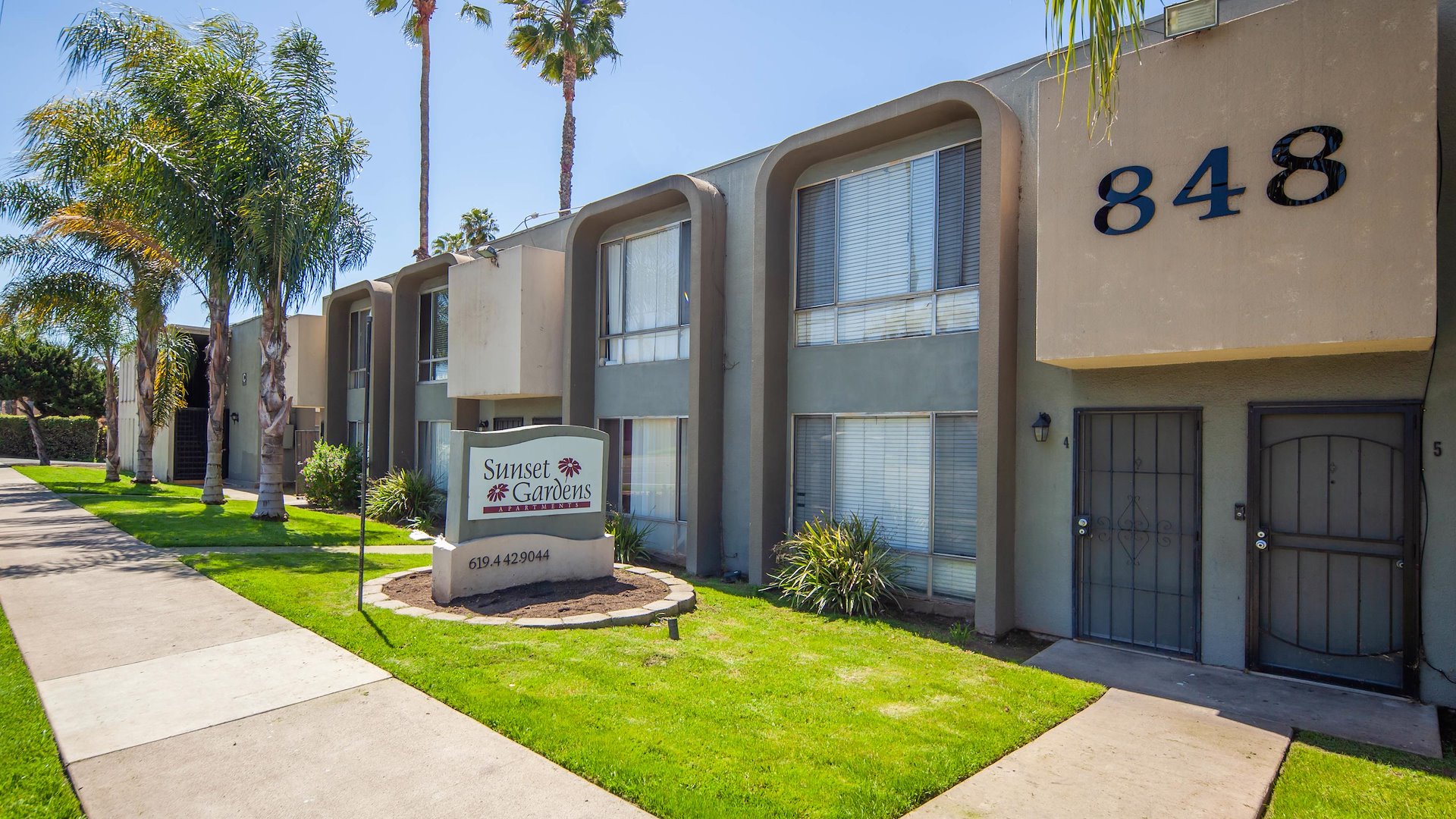 Sunset Gardens Apartments/El Cajon, CA