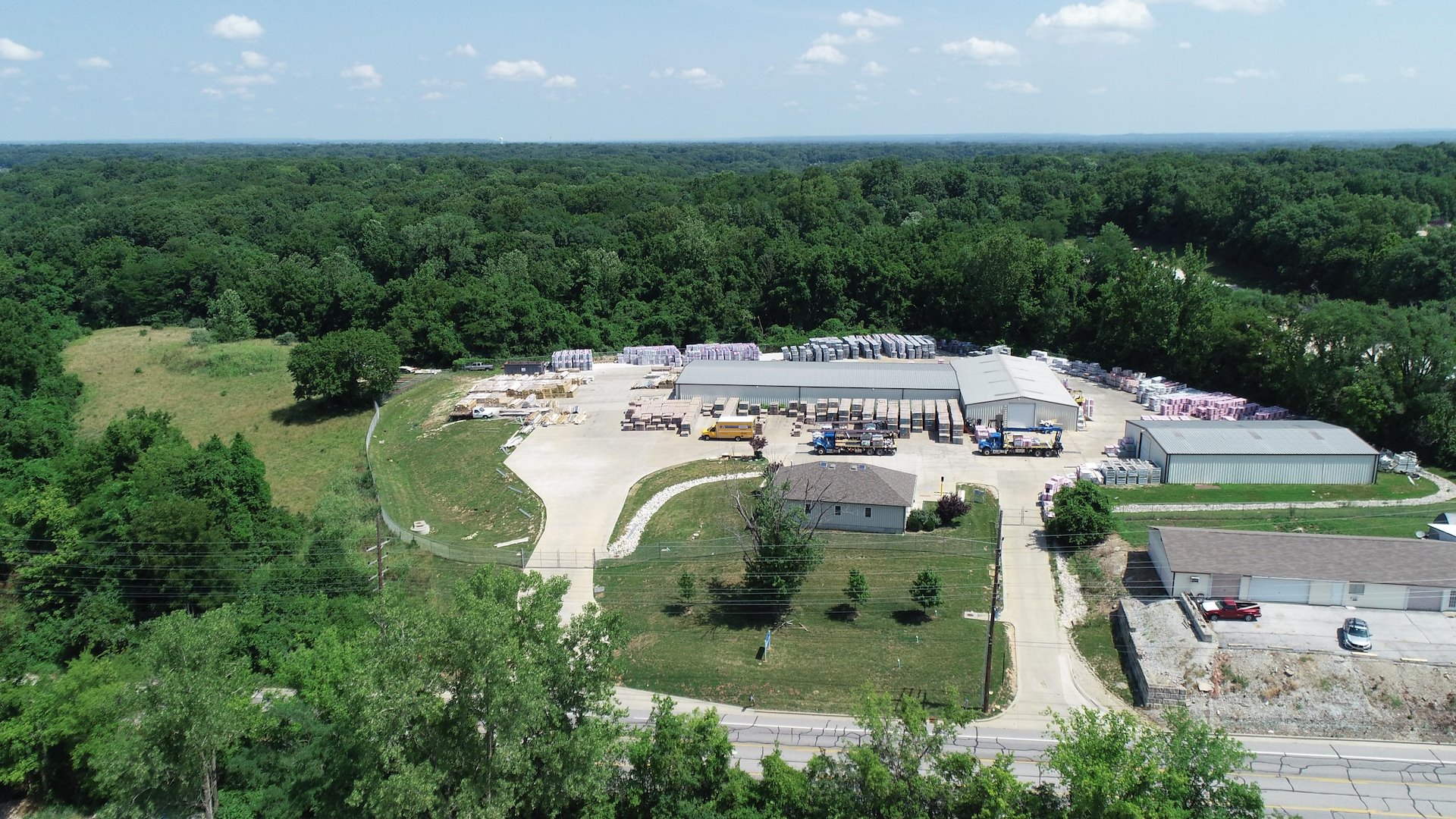 Beacon Roofing Supply St. Louis/O'Fallon, Missouri