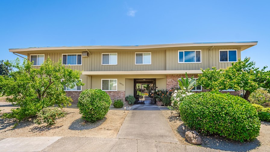 Newman Court Apartments/Sacramento, California