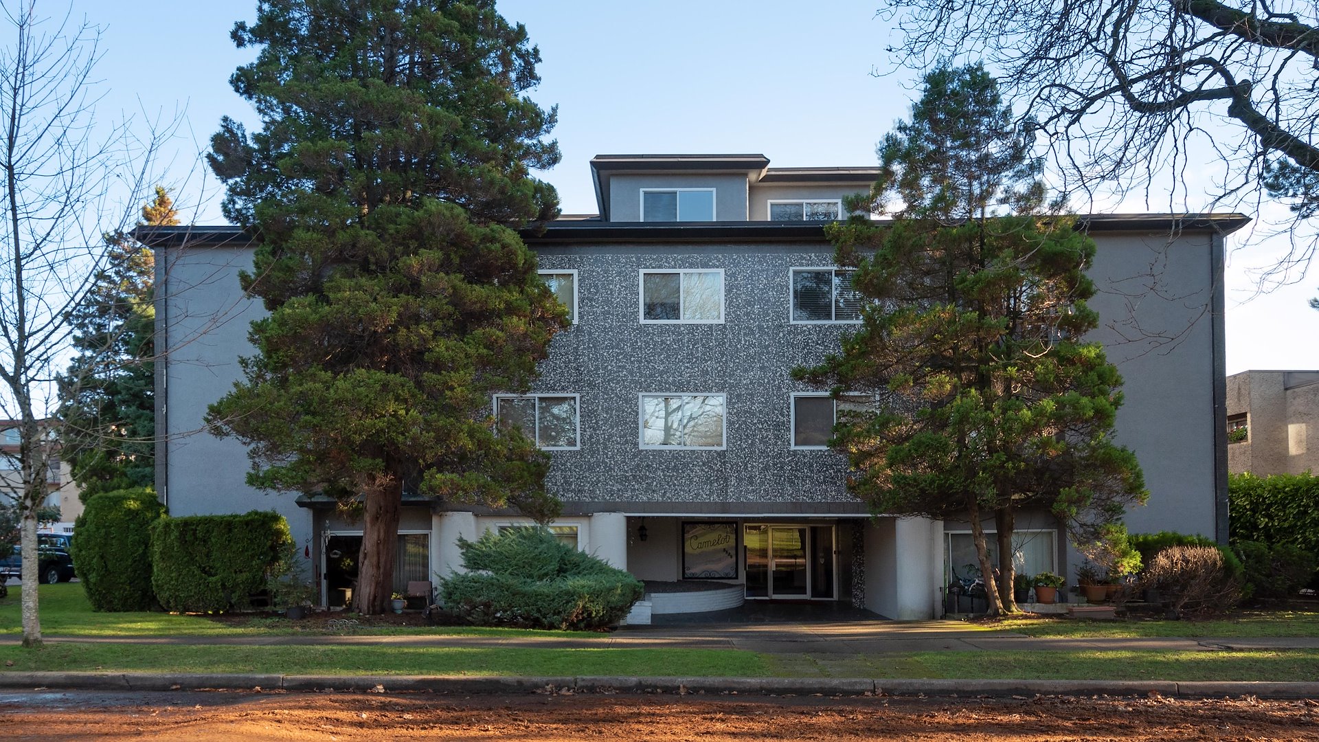 Camelot Apartments/Vancouver, British Columbia