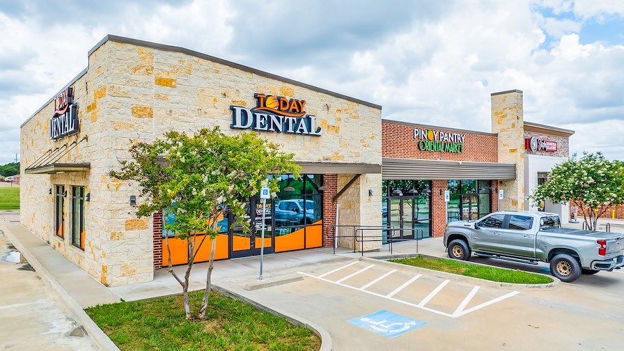 Display Main