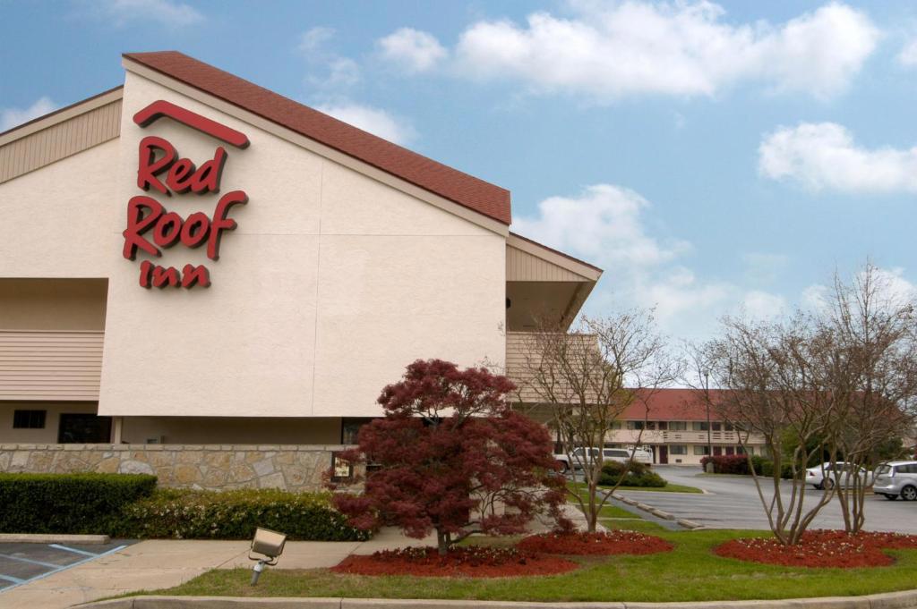 2690 David H Mcleod Blvd, Florence, SC 29501
