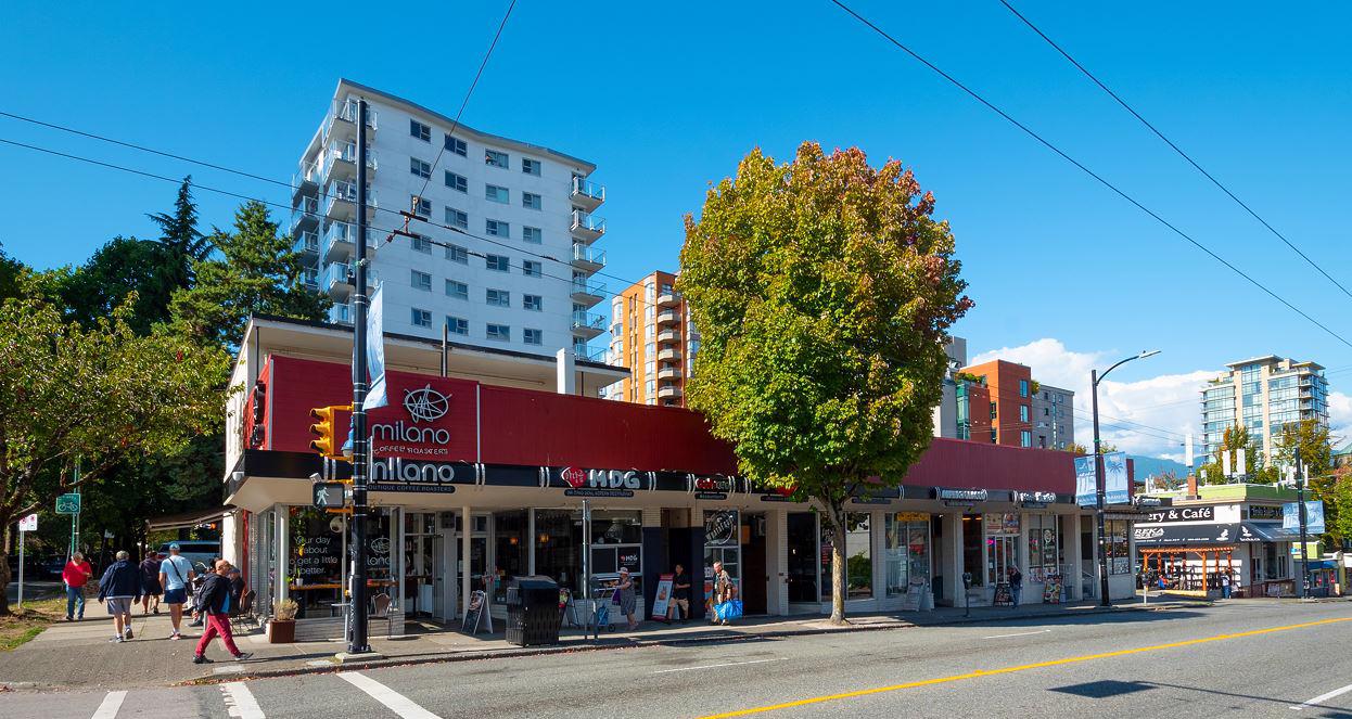 823 Denman St/Vancouver, British Columbia