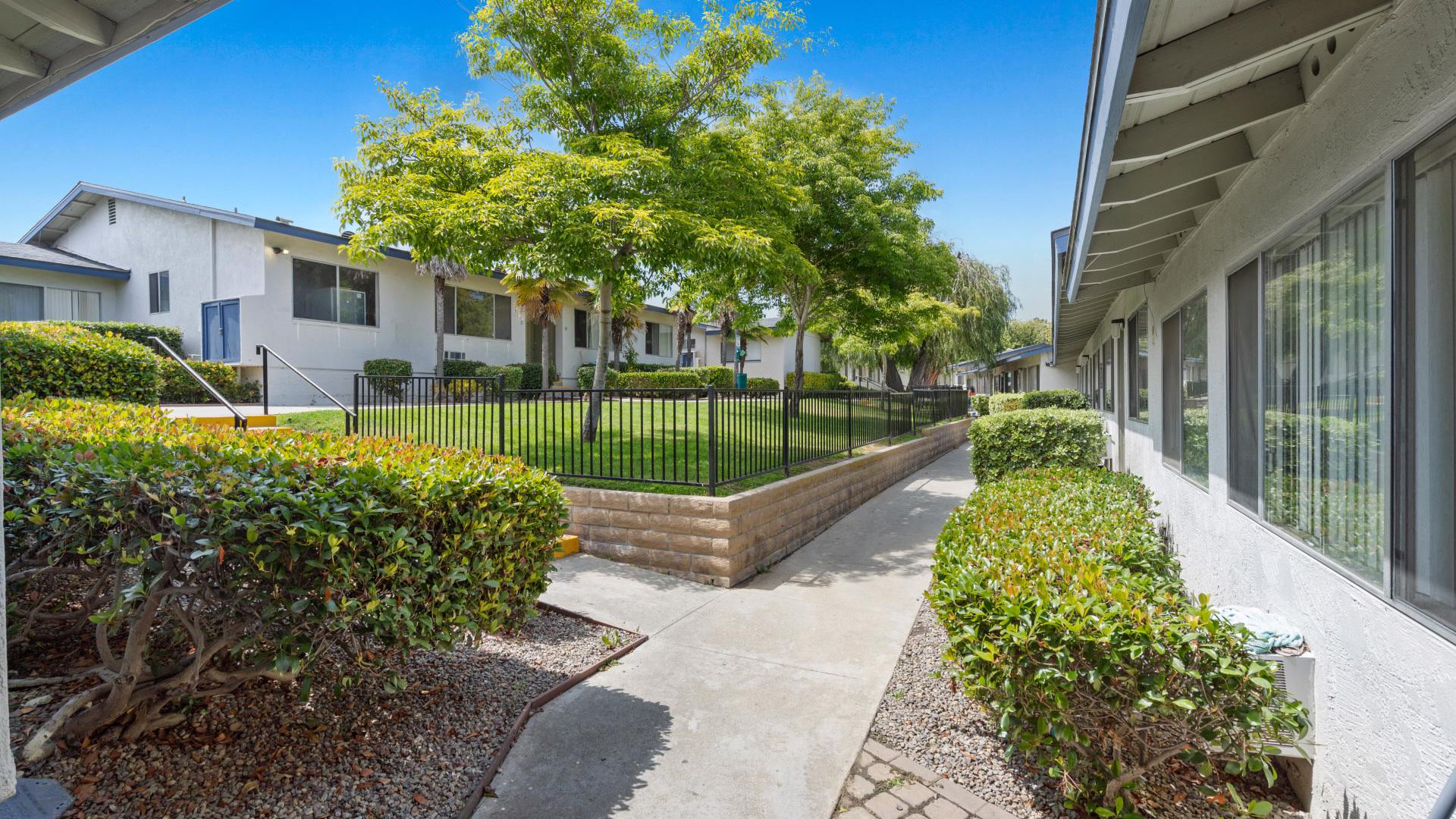 Tri City Gardens Oceanside