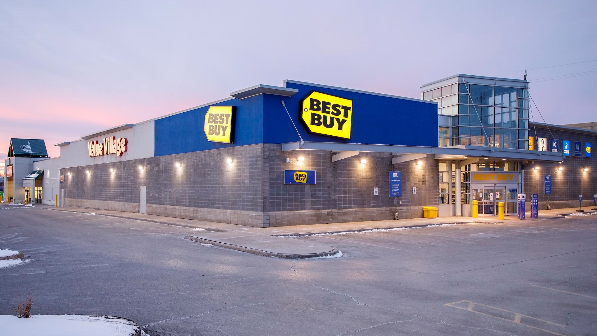 1101 Lansdowne St W Best Buy & Value Village/Peterborough, Ontario