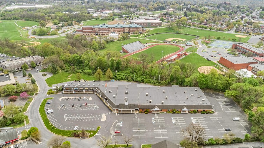 Grandview Plaza/Lancaster, Pennsylvania