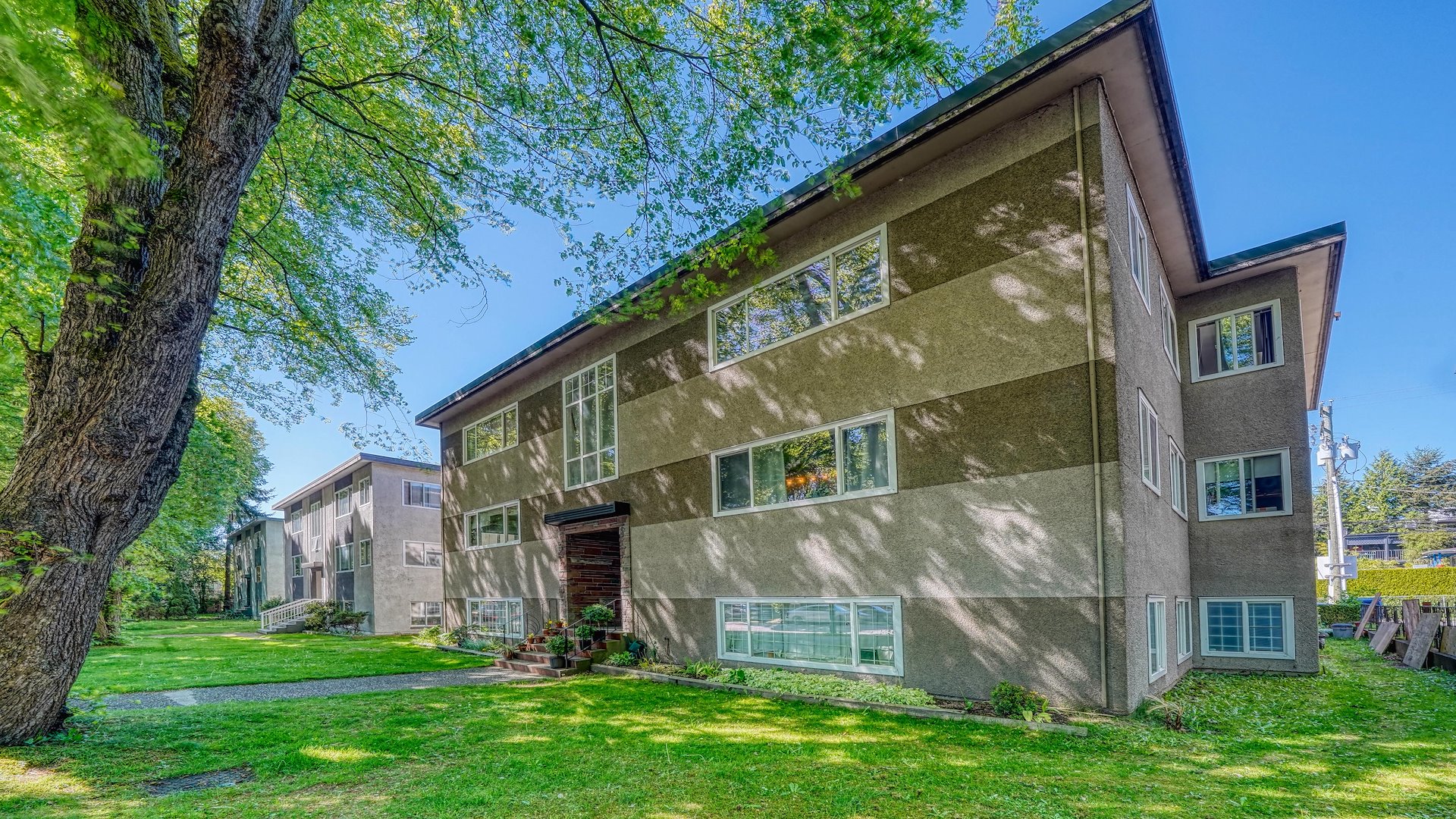 1575 East 1st Avenue/Vancouver, British Columbia