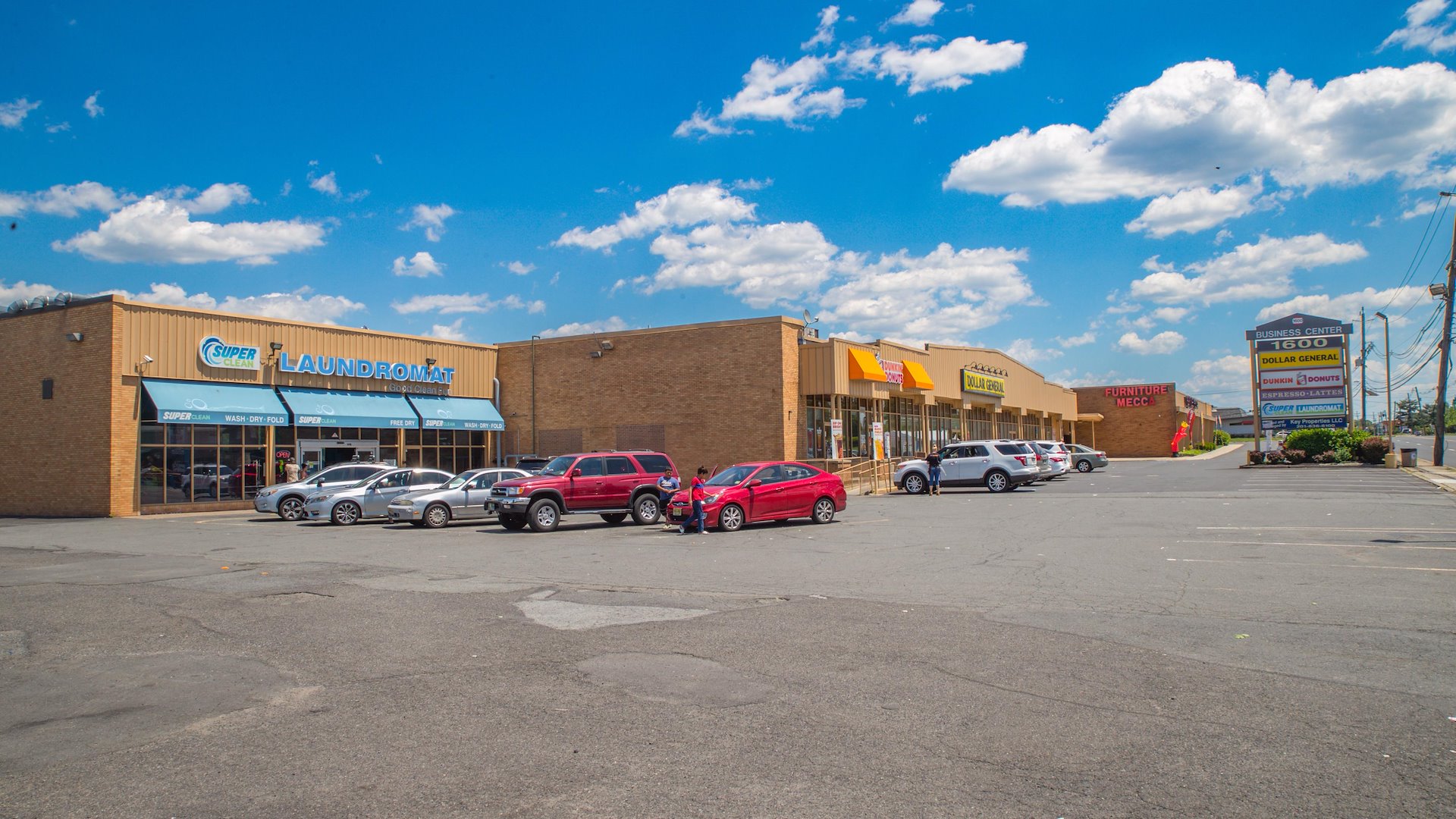 ValueAdd Retail & Industrial Center 1600 N. Olden Ave, Ewing/Ewing Township, New Jersey