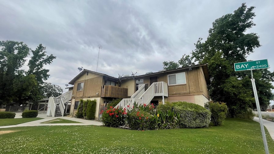 Bay Street Apartments/Bakersfield, California