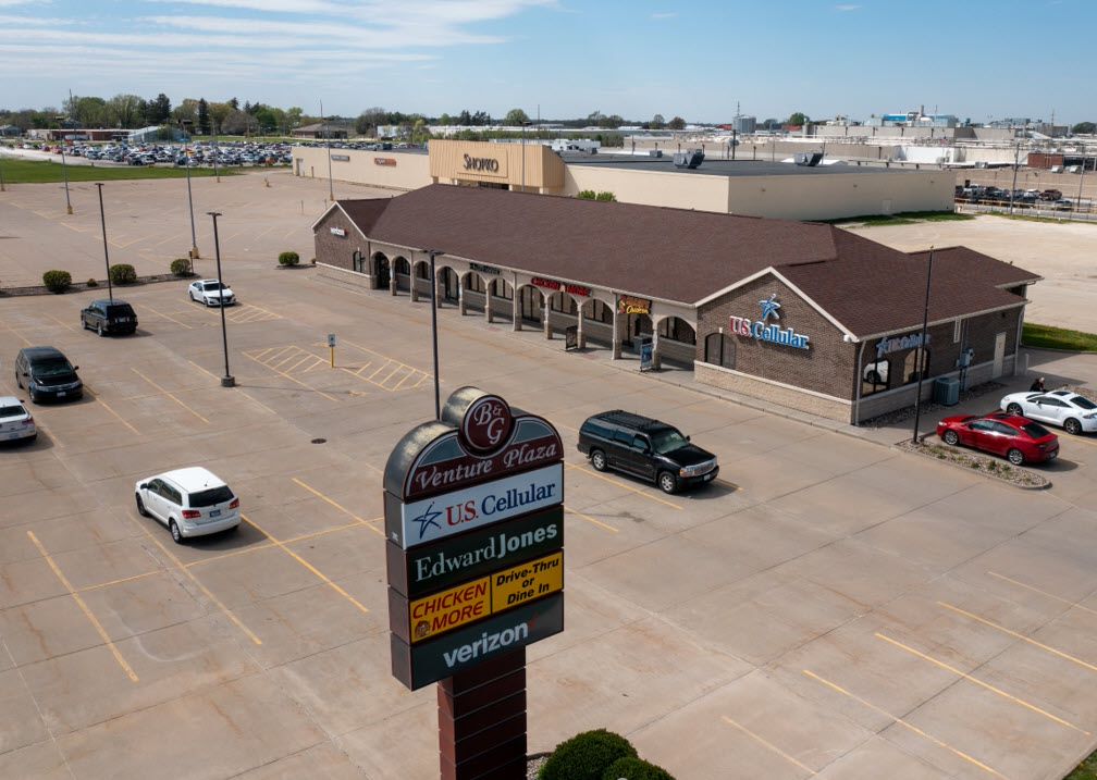 Monmouth Retail Center /Monmouth, Illinois