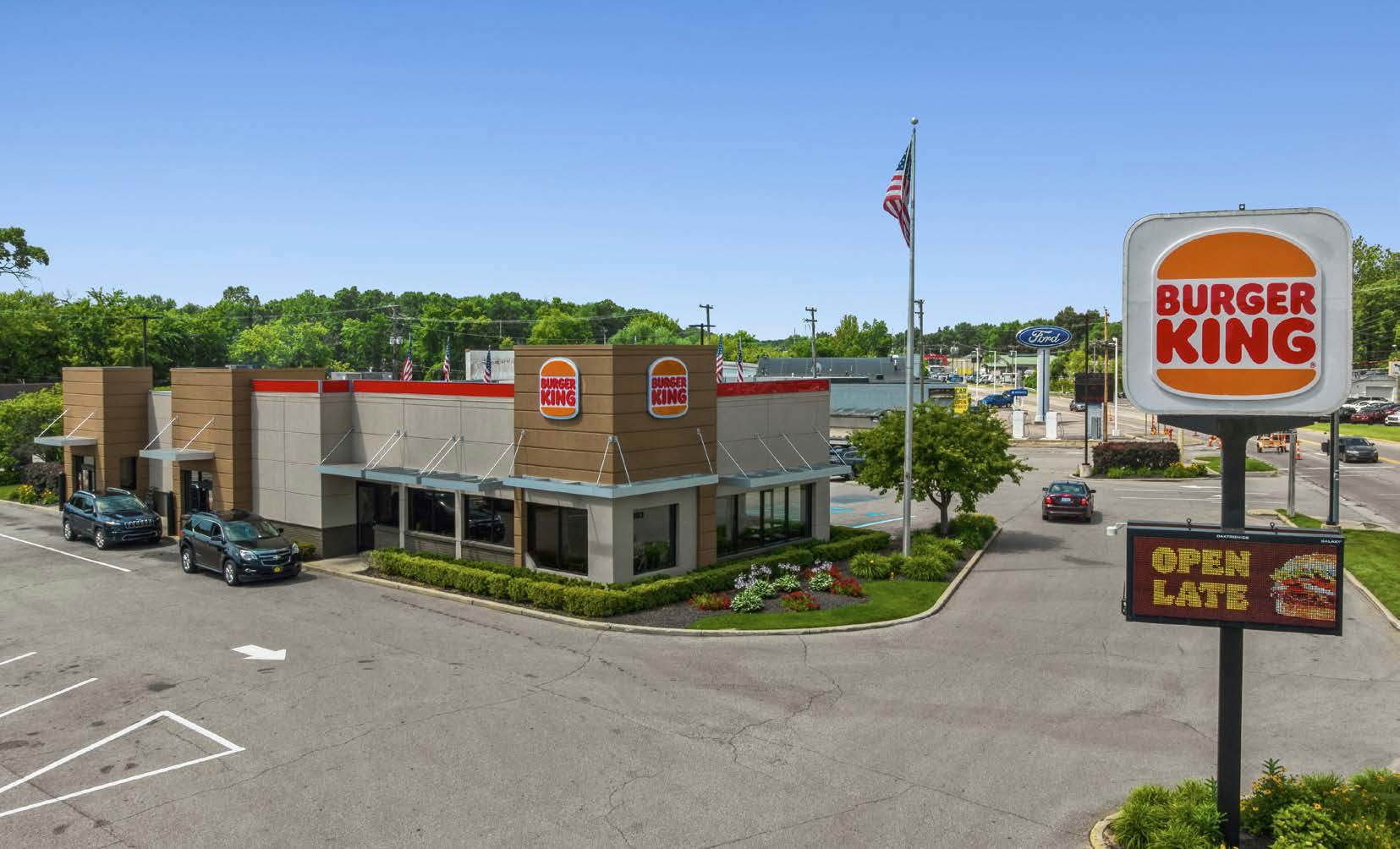 903 Spruce St, Dowagiac, MI 49047