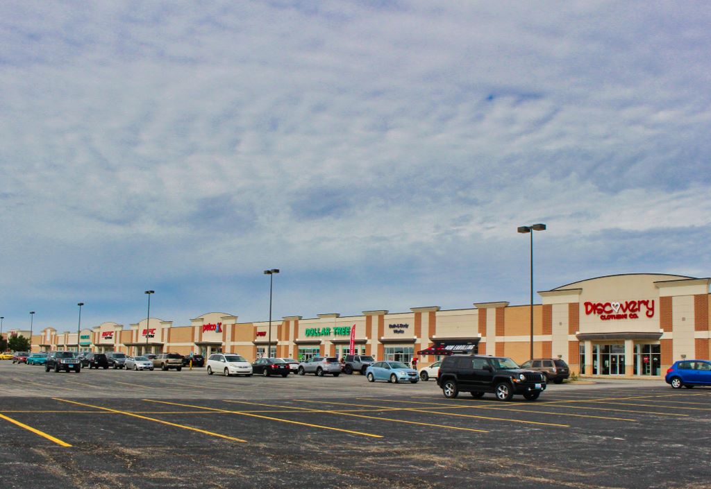 North Aurora Towne Center/North Aurora, Illinois