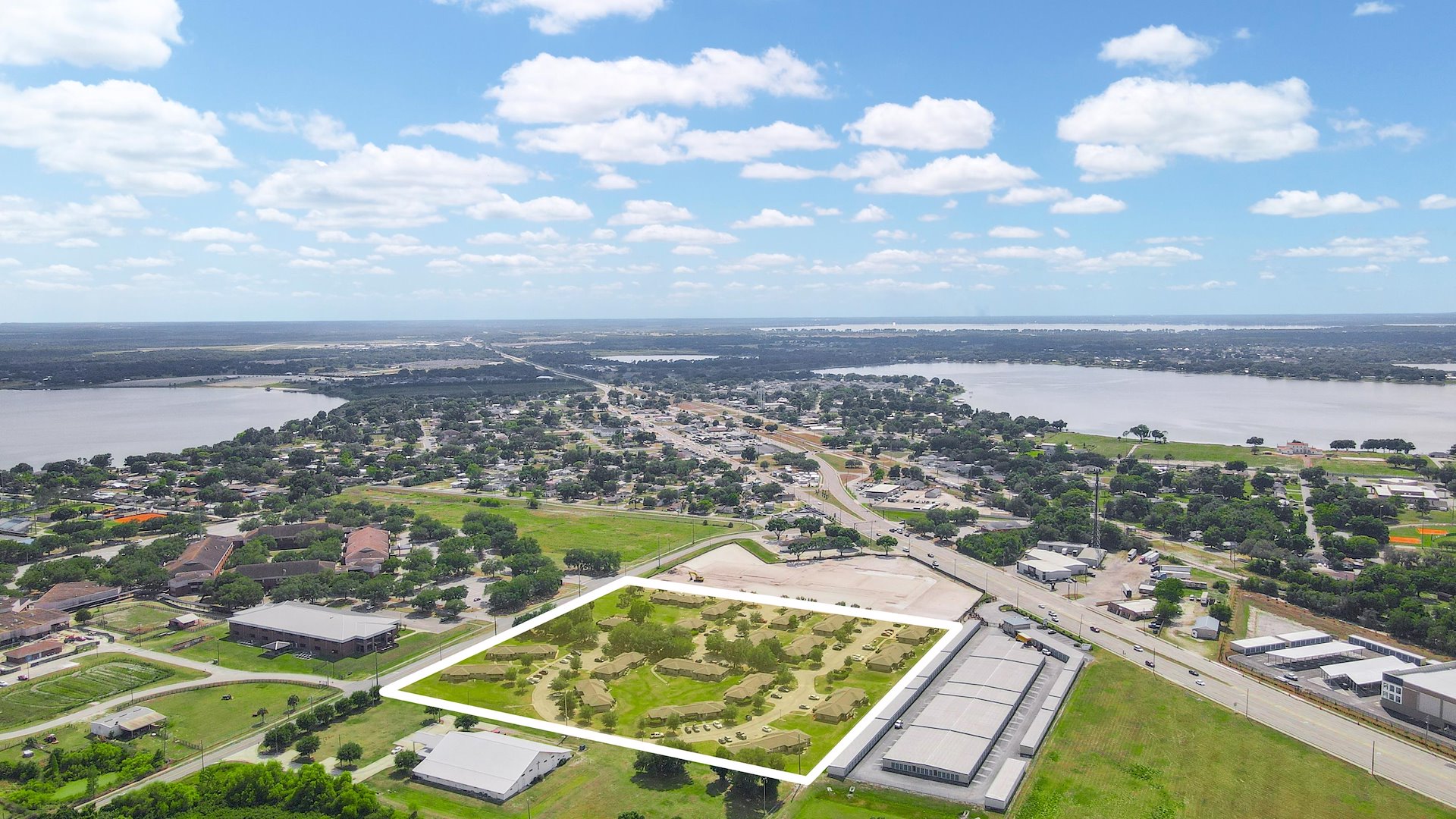 Julian Hills/Eagle Lake, Florida