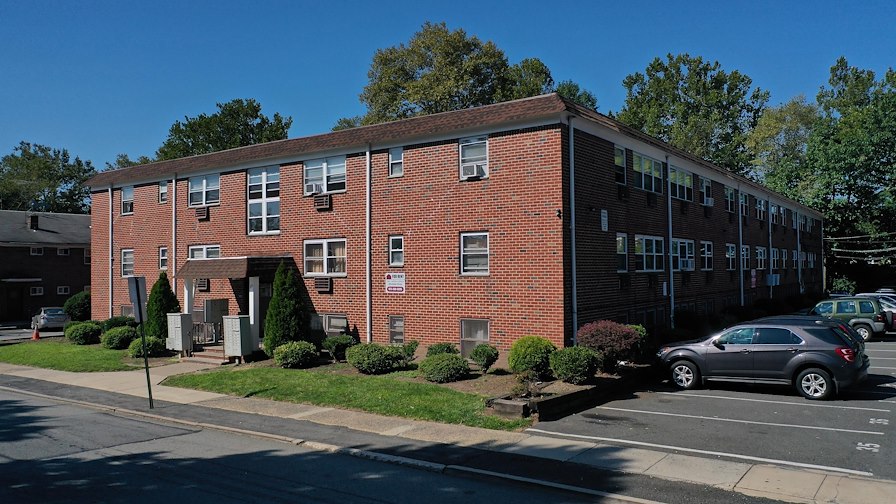 Marcus & Millichap Property Search