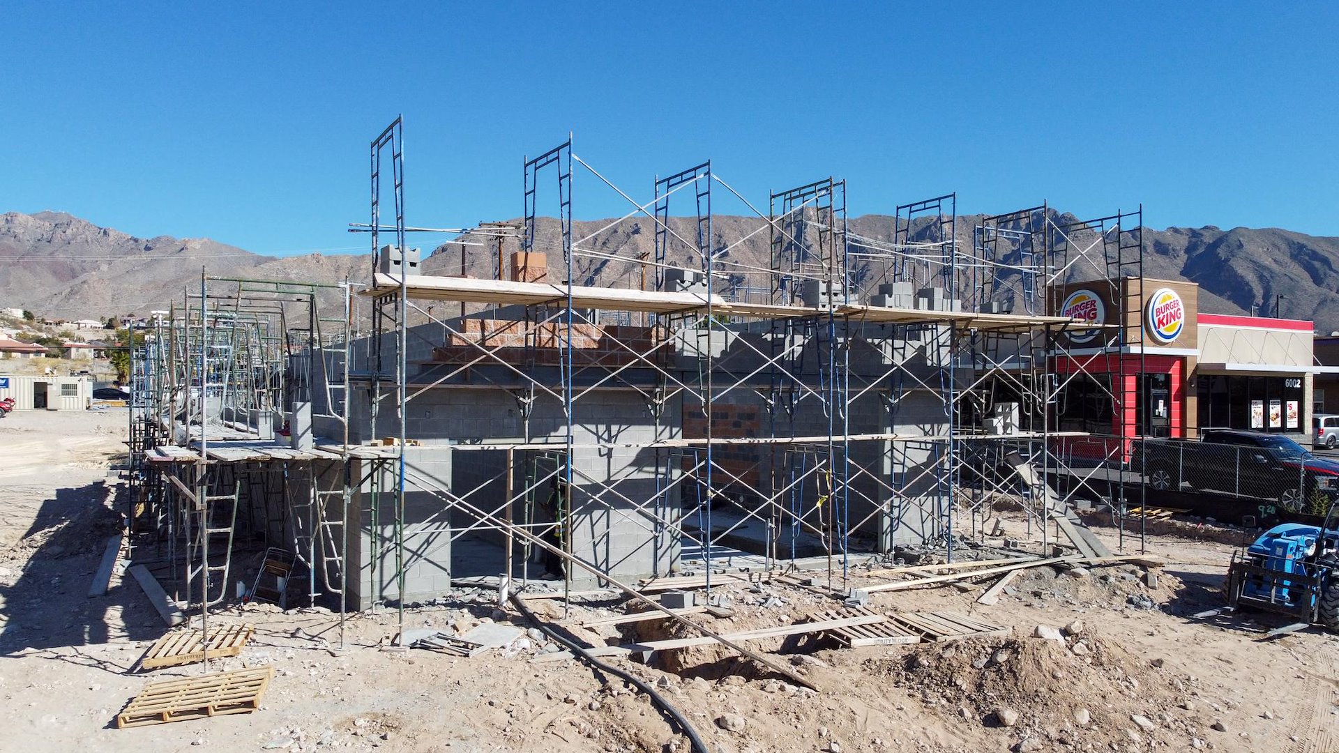 Take 5 Car Wash Ground Lease/El Paso, Texas