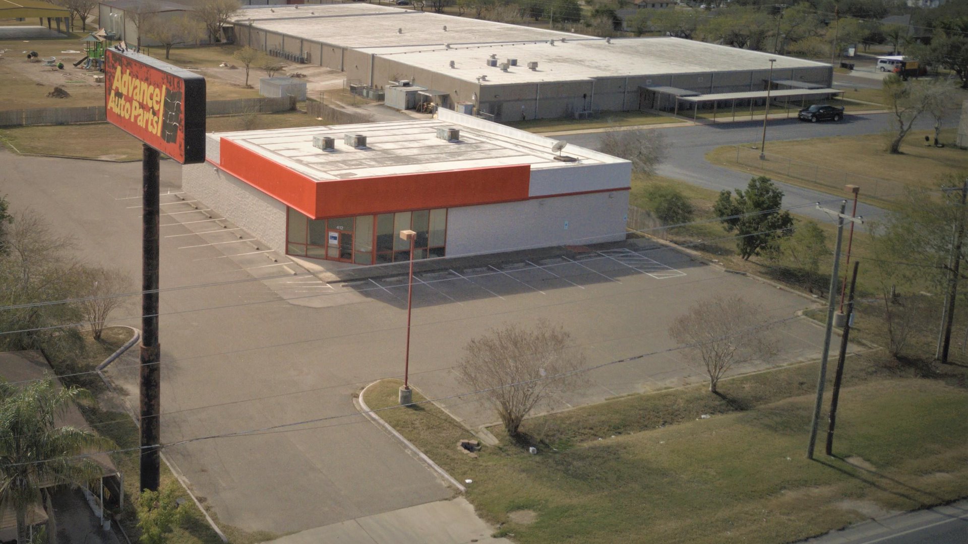 Former Advance Auto/Elsa, Texas