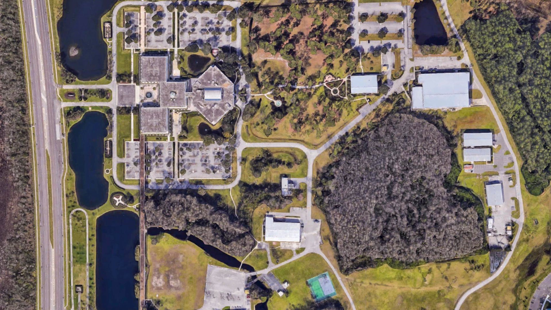 Tupperware Corporate Headquarters/Orlando, FL