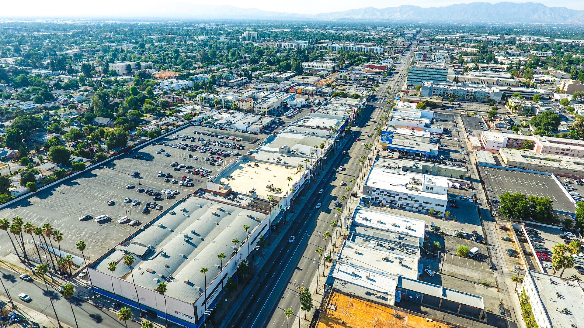 6609 Van Nuys Blvd/Los Angeles, California