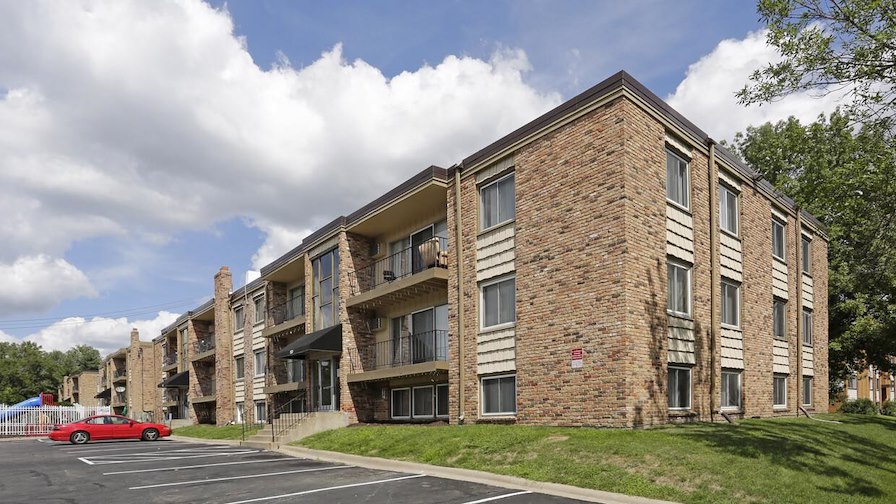 Wheelock Parkway Apartments/Saint Paul, Minnesota