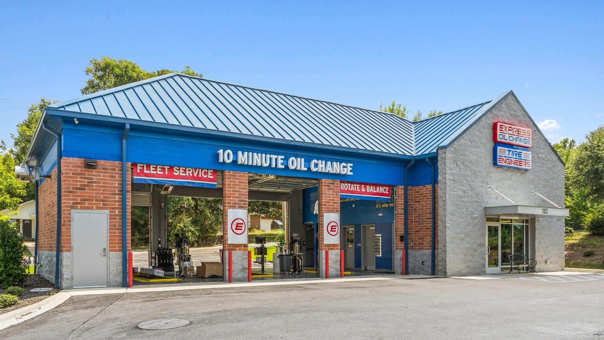 Express Oil Change Sale-Leaseback (Mavis Guaranty) - retail for sale in northport, AL