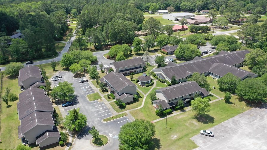 Blount Crossing Apartments/Darien,