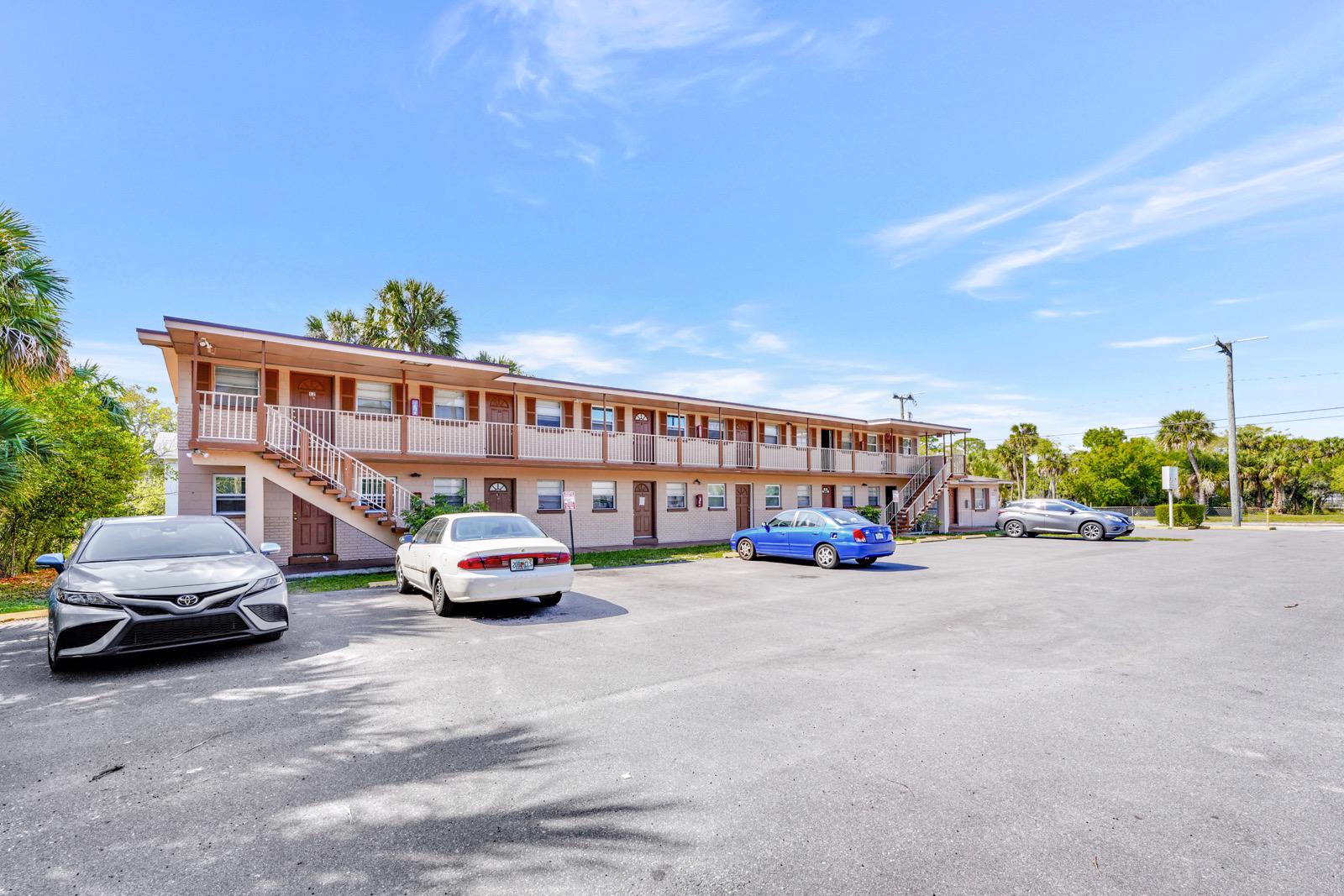 Dolphin Apartments/Cocoa, Florida