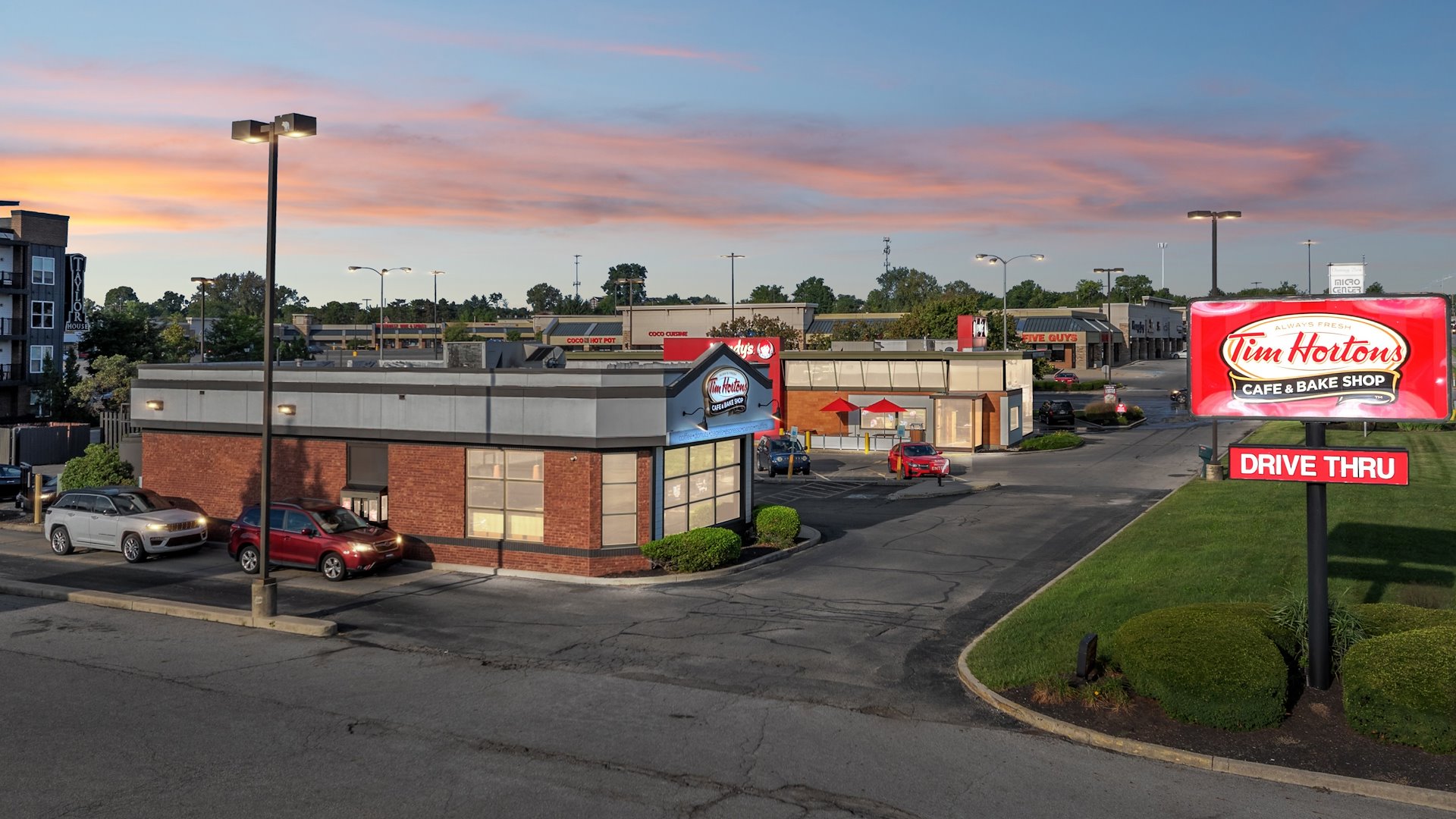 737 Bethel Rd, Columbus, OH 43214