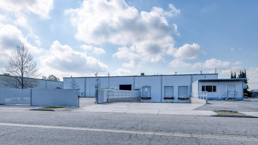 Pine Warehouse/Fresno, California