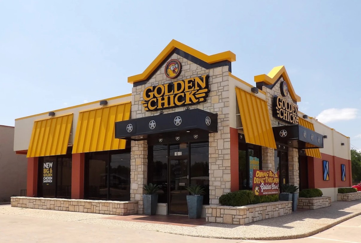 Golden Chick Texas 20 Yr NNN Sale Leaseback Portfolio — Sale in Ballinger, TX, photo 3 of 5