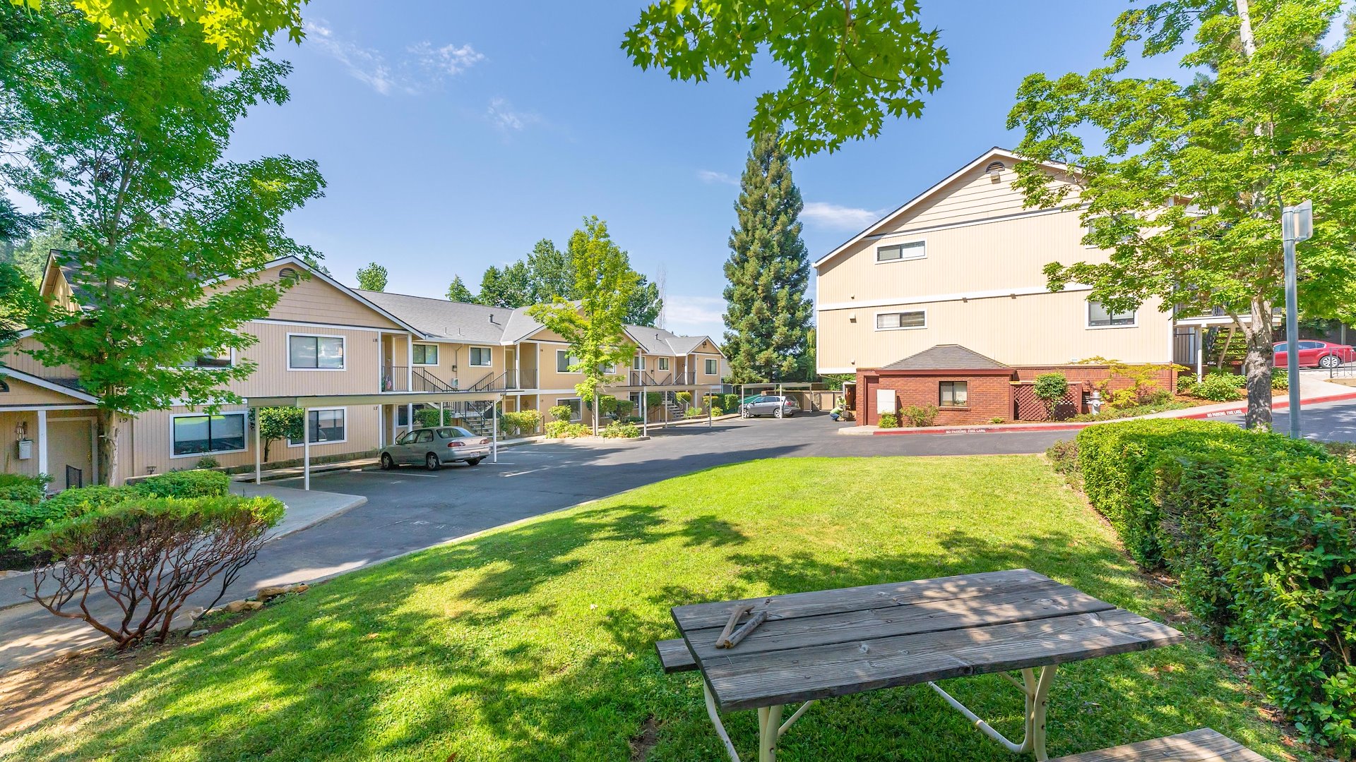 Creekside Apartments/Grass Valley, California