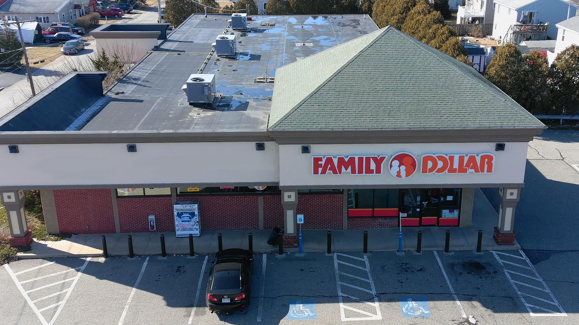 Walgreens Sublet to Family Dollar/Warwick, Rhode Island