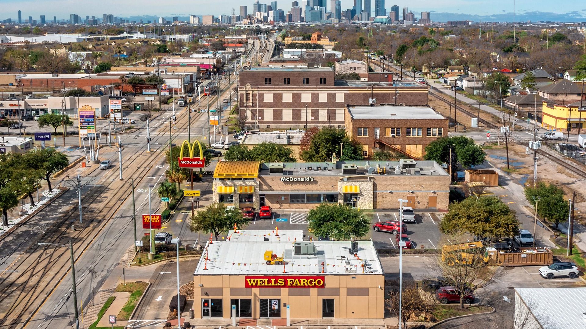Wells Fargo (Ground Lease)/Houston, Texas