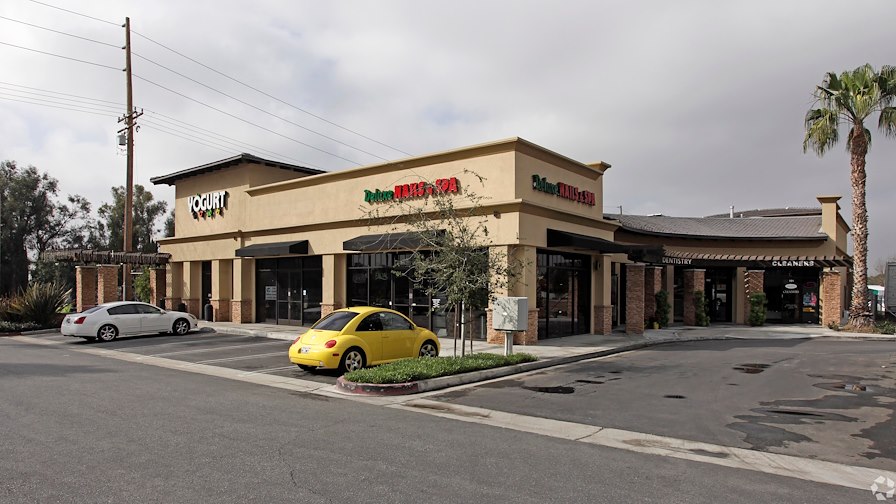 Yorba Linda Retail Center/Yorba Linda, California