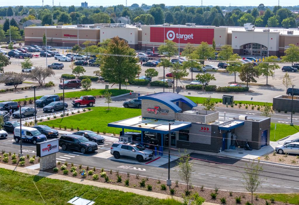 7 Brew 15-Year NNN Ground Lease | New Construction — Sale in Plainfield, IL, photo 1 of 8