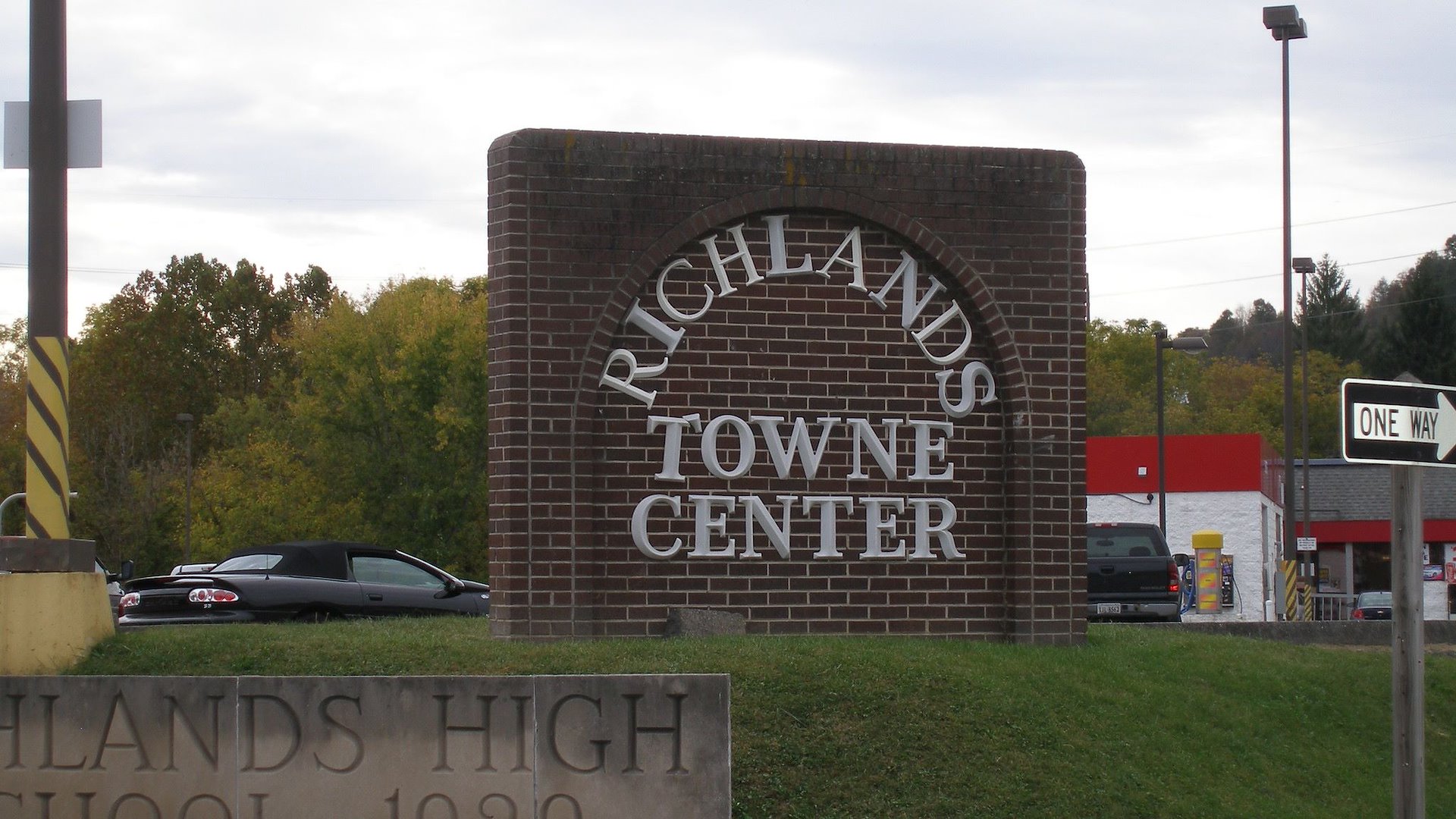 Advance Auto Parts Distribution Center/Richlands, Virginia