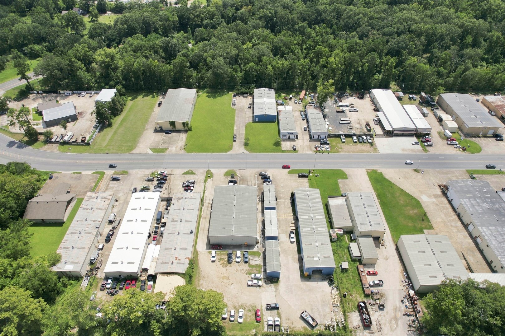 Auction - Small Bay Industrial Value-Add | Southeast — Sale in Baton Rouge, LA, photo 2 of 4